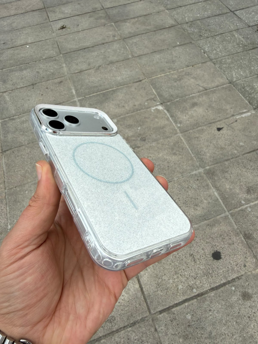 Glitter Luxe Full Simli MagSafe Özellikli Silikon Kılıf - Beyaz — Beyaz — 2
