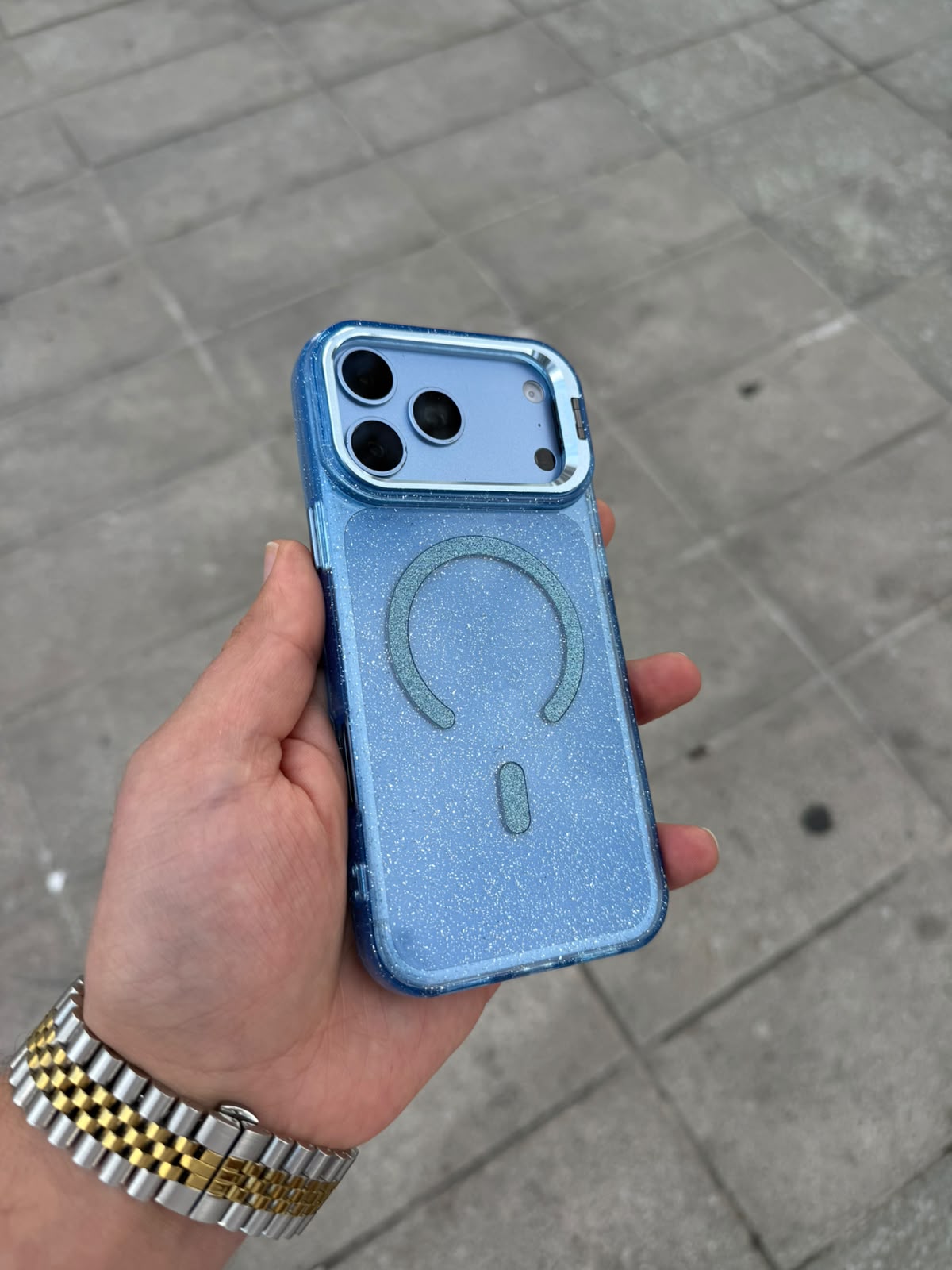 Glitter Clear Simli Standlı Silikon Magsafe Özellikli Kılıf - Mavi — Mavi — 1