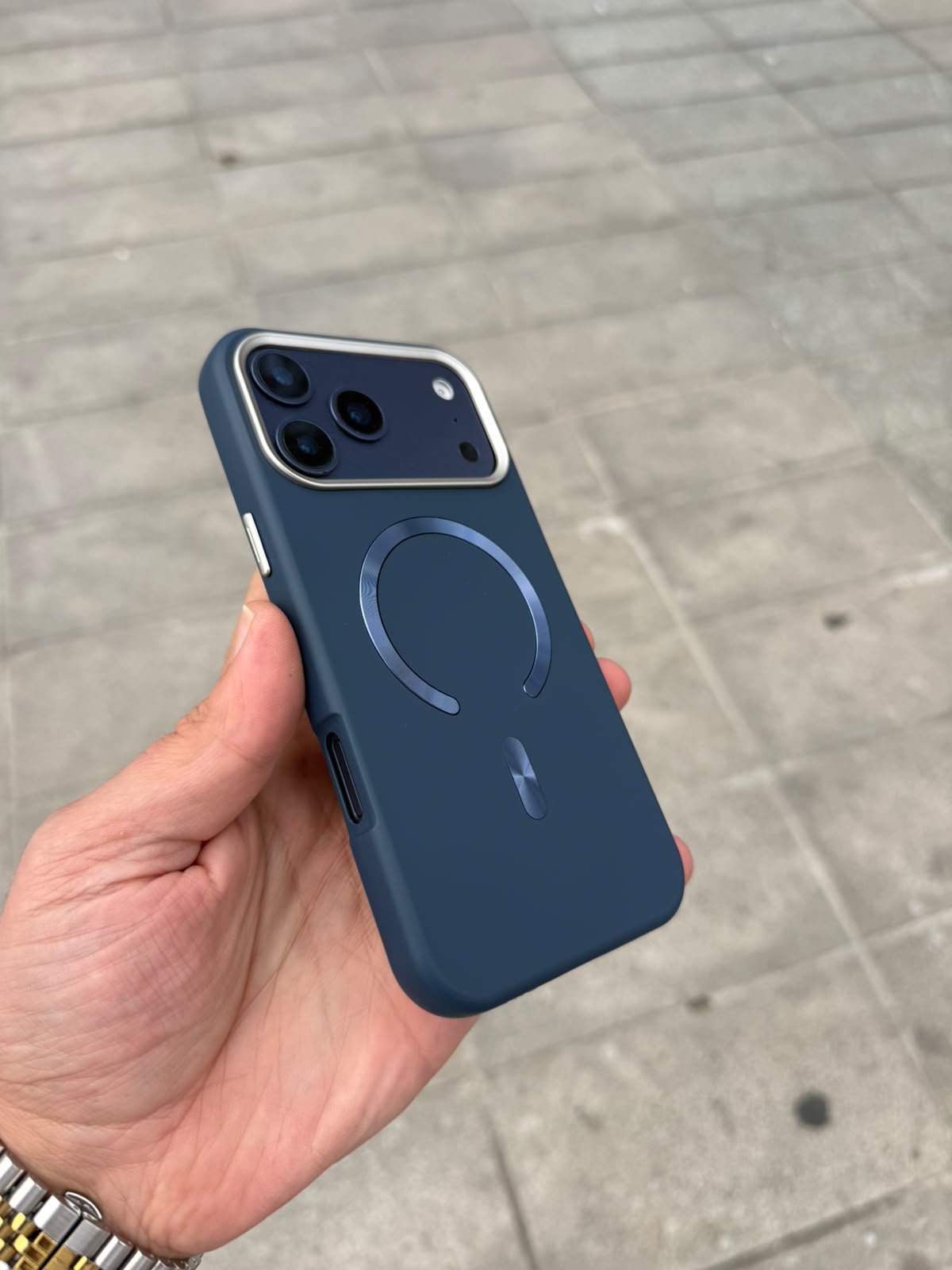Luna Shine MagSafe Özellikli Silikon Kılıf - Lacivert — Lacivert — 1