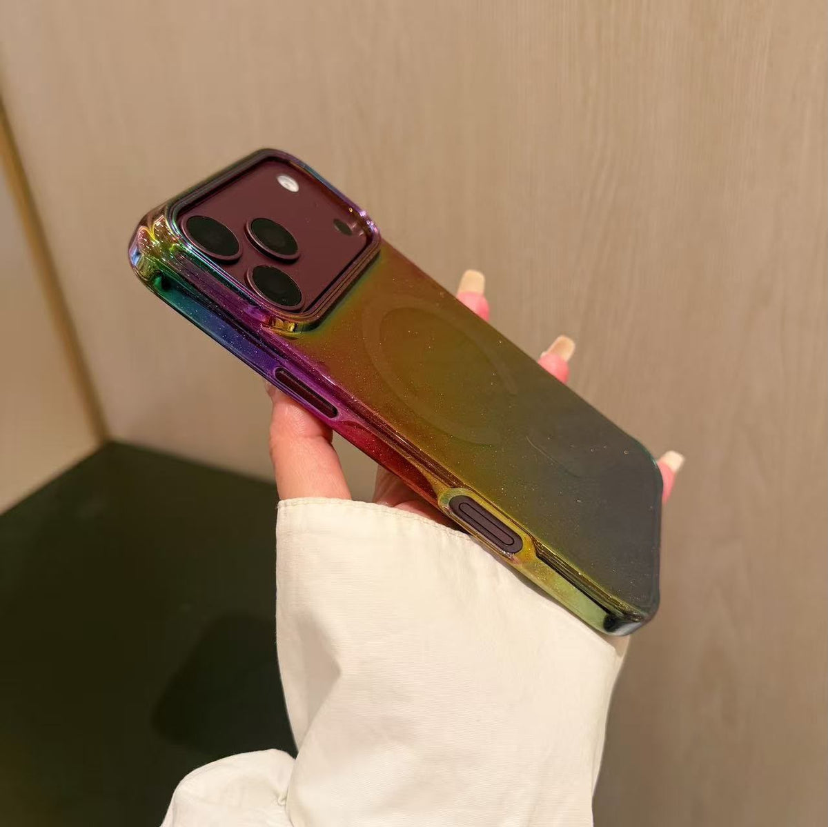 Armor Simli Hologramlı Sert Kılıf - Bordo
