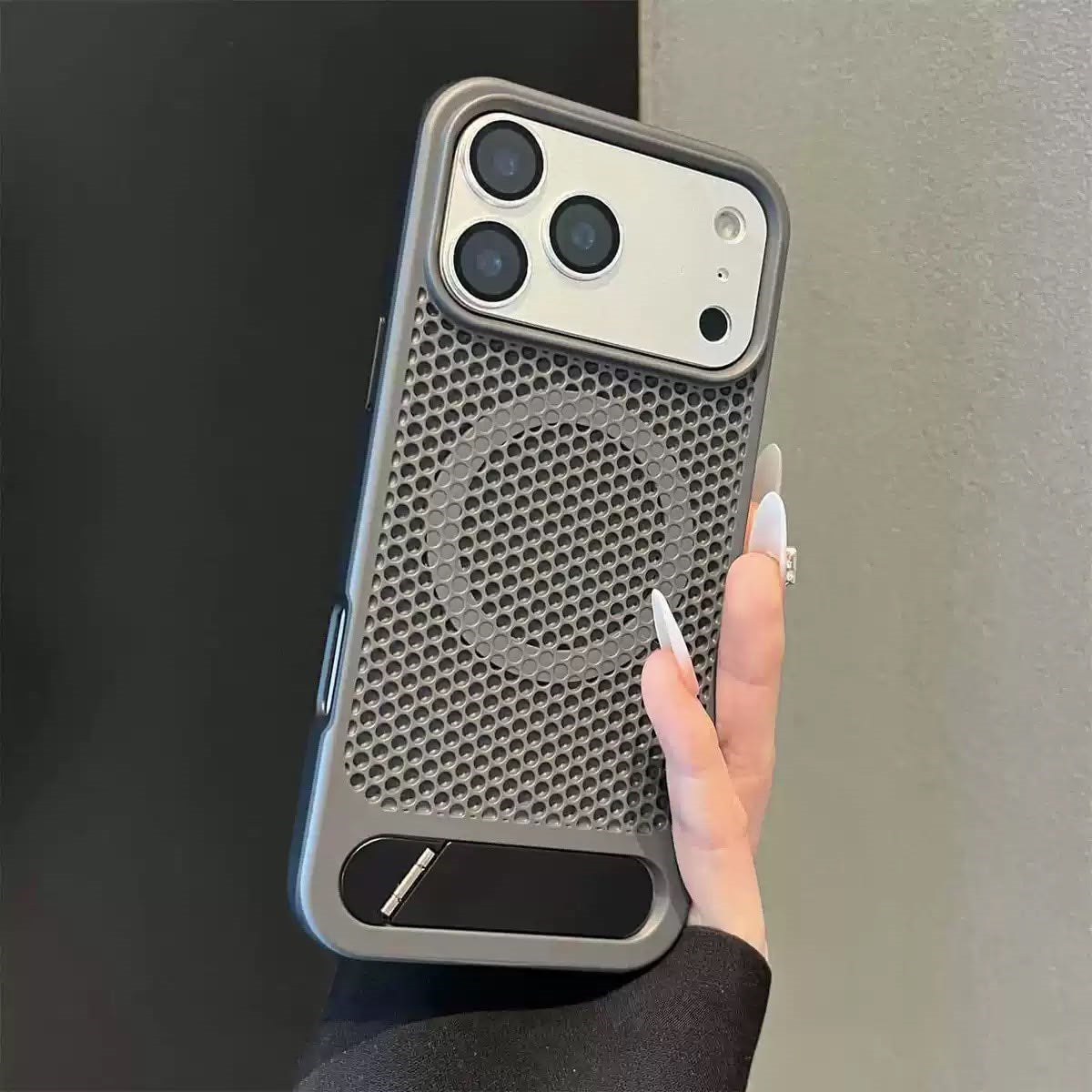 Honeycomb Petek Desenli Standlı Kılıf - Siyah