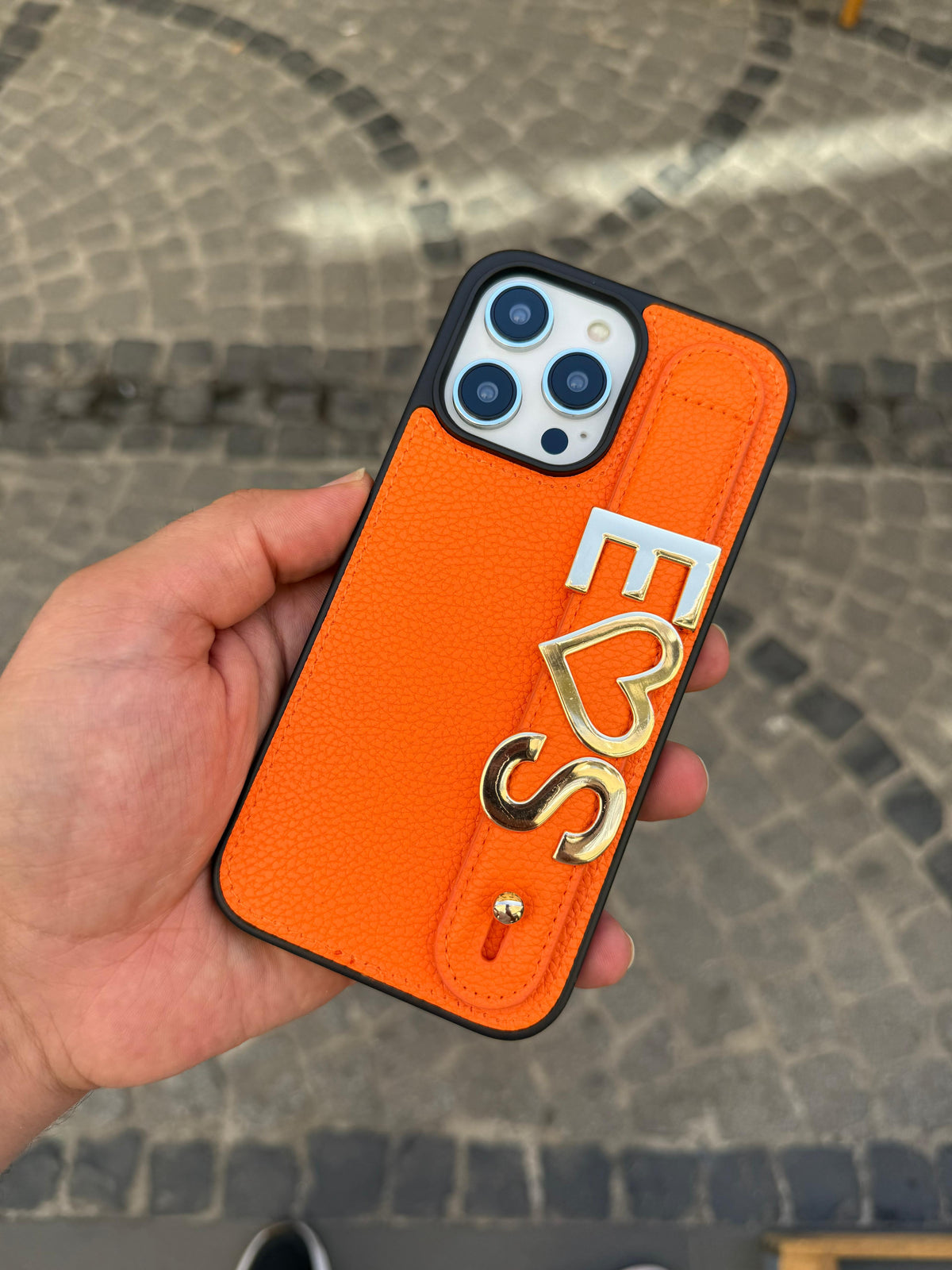 Kişiye Özel El Geçmeli Premium Telefon Kılıfı ve 2 adet metal aksesuar (harf veya sembol) - Turuncu - 1