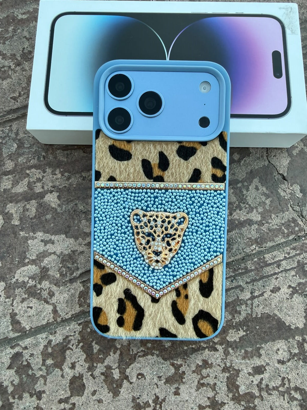 NewLeo Luxe Leopar Motifli Taşlı Kılıf - Mavi