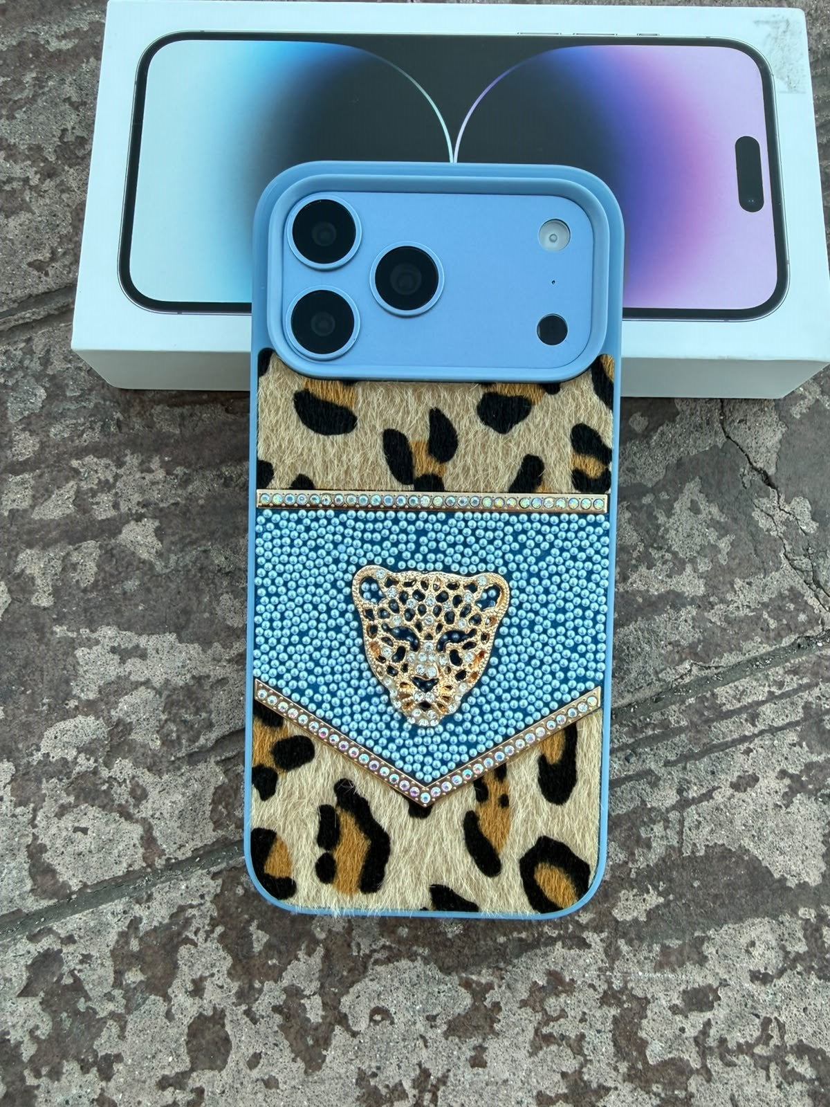 NewLeo Luxe Leopar Motifli Taşlı Kılıf - Mavi